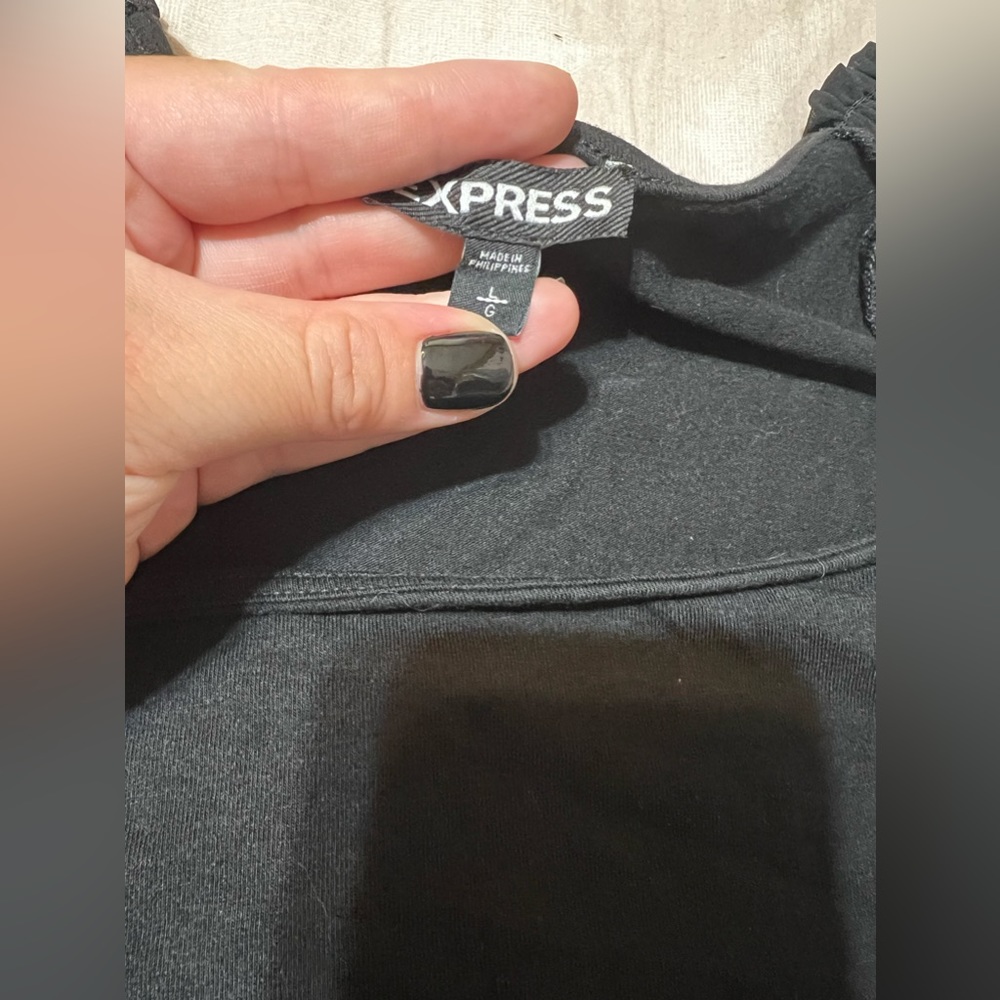 Express Ruffle Sleeve Cotton Top - Picture 4 of 5